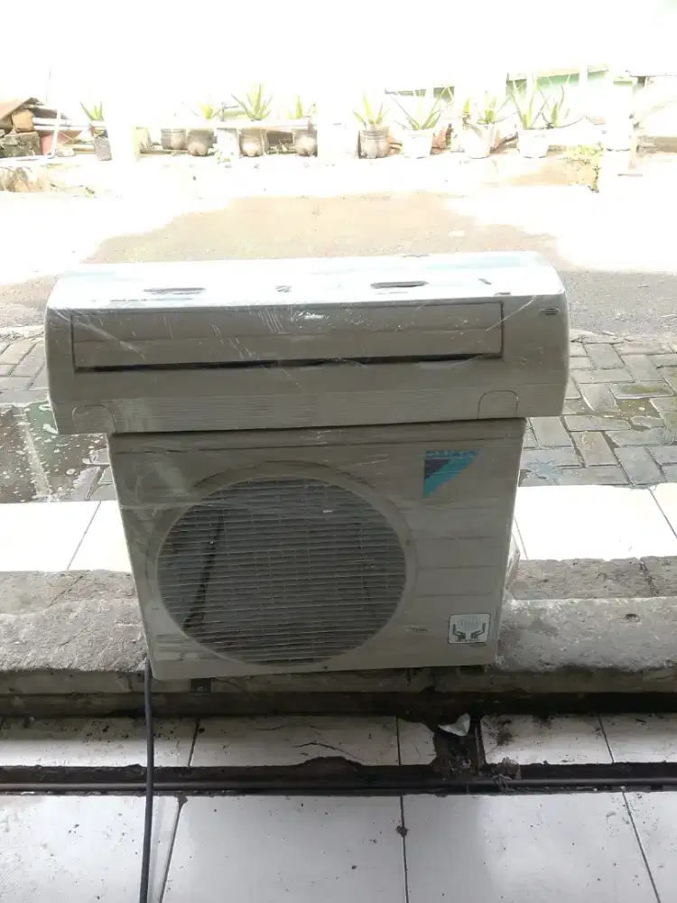 AC daikin standart 1.5pk gress 100% original