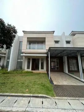 Rumah Golf Island PIK DISEWA Ukuran 10x15 Kosongan TERMURAH