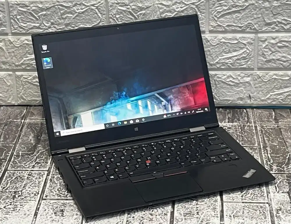 Lenovo ThinkPad X1 Yoga 360 Touchscreen slim designt