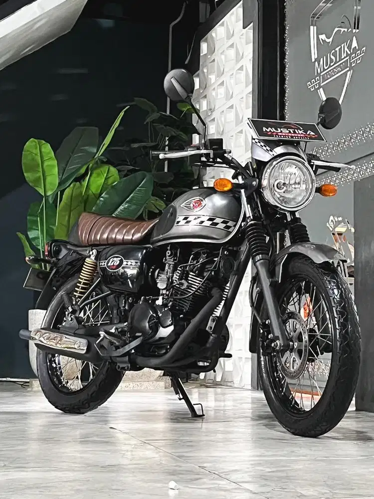 Termurah‼️Kawasaki W175 Cafe th 2022 - Ayu Mustika
