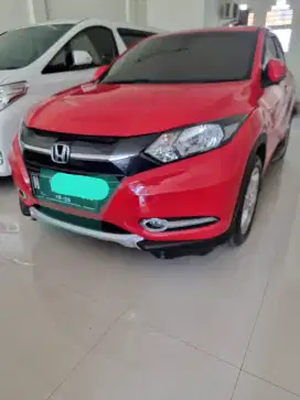 honda hrv 2016 merah