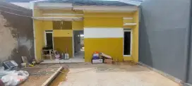 Disewakan rumah 2 kamar 1 kamar mandi, parkiran luas