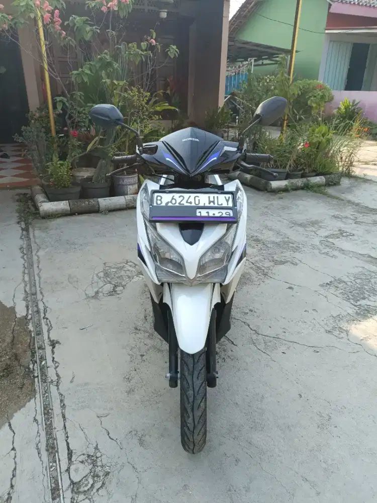 {Jual} Vario KZR 125cc 2014 Mesin halus
