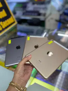 Ipad mini3 64gb wifi only gold & grey