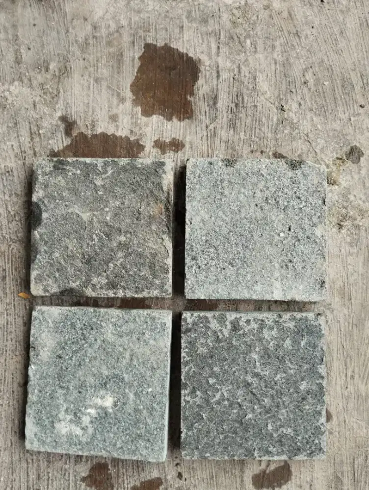 Batu alam andesit bakar