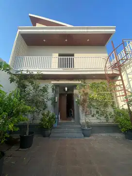 Ton - Dijual 2 Rumah Jadi 1 + 12 Kamar Kos Cipayung Furnish