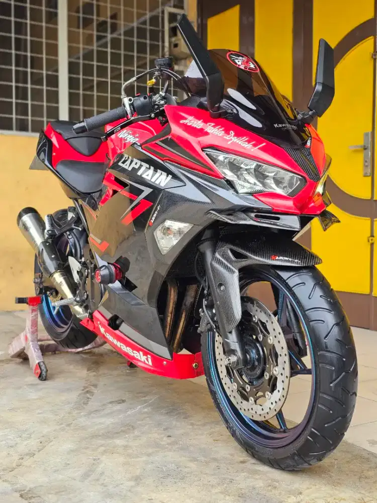 Kawasaki Ninja250 / Ninja 250 Fi ABS KIPASS 2020, Red Premium Metalic.