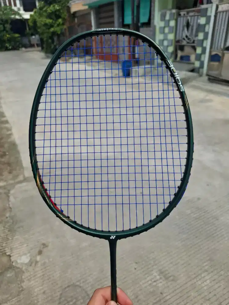 Raket Yonex Astrox