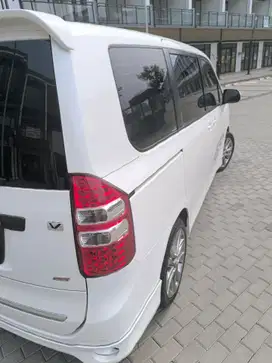 Toyota Nav1 2013 Bensin