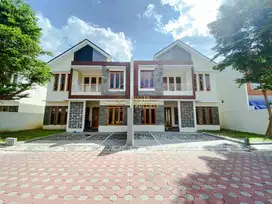 RUMAH 2 LANTAI MODERN SIAP HUNI – DEKAT BANDARA ADI SUTJIPTO