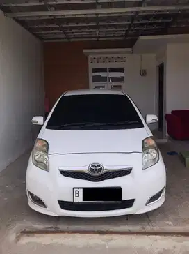 Dijual yaris Bakpao Type E 2011 Metik
