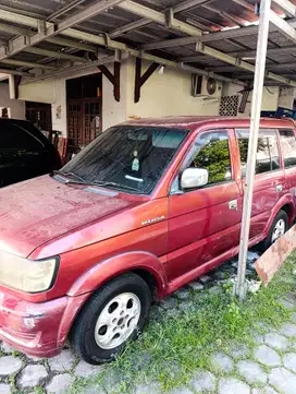 Mitsubishi Kuda 2002 Bensin