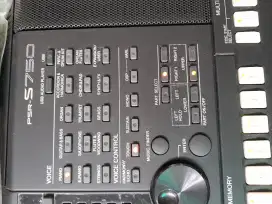 Yamaha Psr s750 piano arranger dngan koplo style ternaru psrs s 750 LK