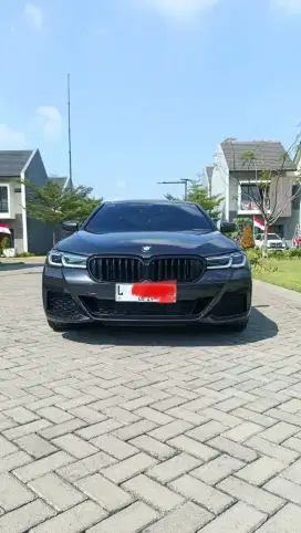 BMW 520i G30 CKD AT 2023