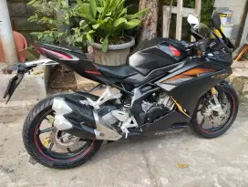 Cbr 250 rr simpanan low km