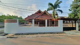 Rumah Posisi Hook di Taman Pulo Gebang, Cakung Jakarta Timur