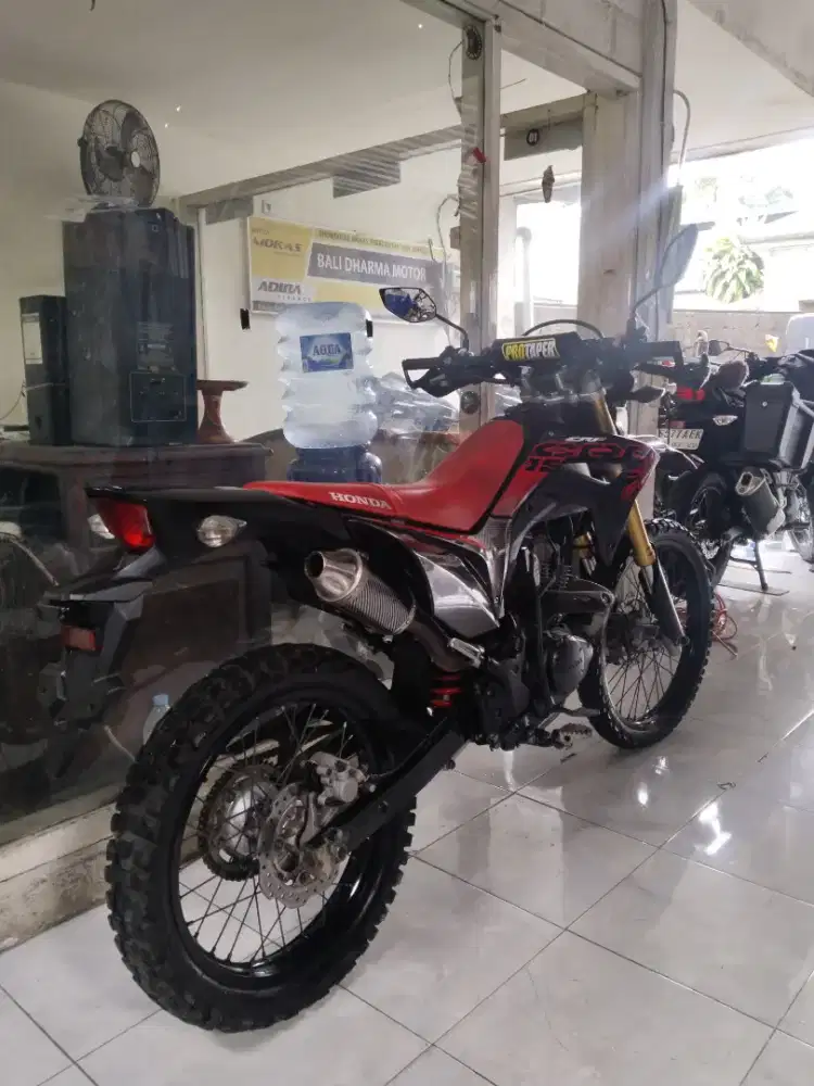 Honda crf 150 CC thn 2023 cash Bali dharma.motor