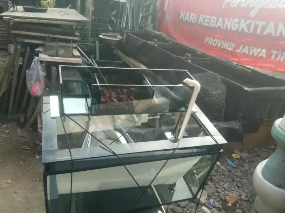 Aquarium ikan hias