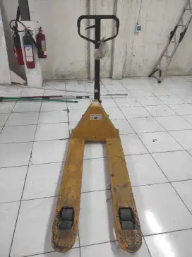 Hand pallet bekas