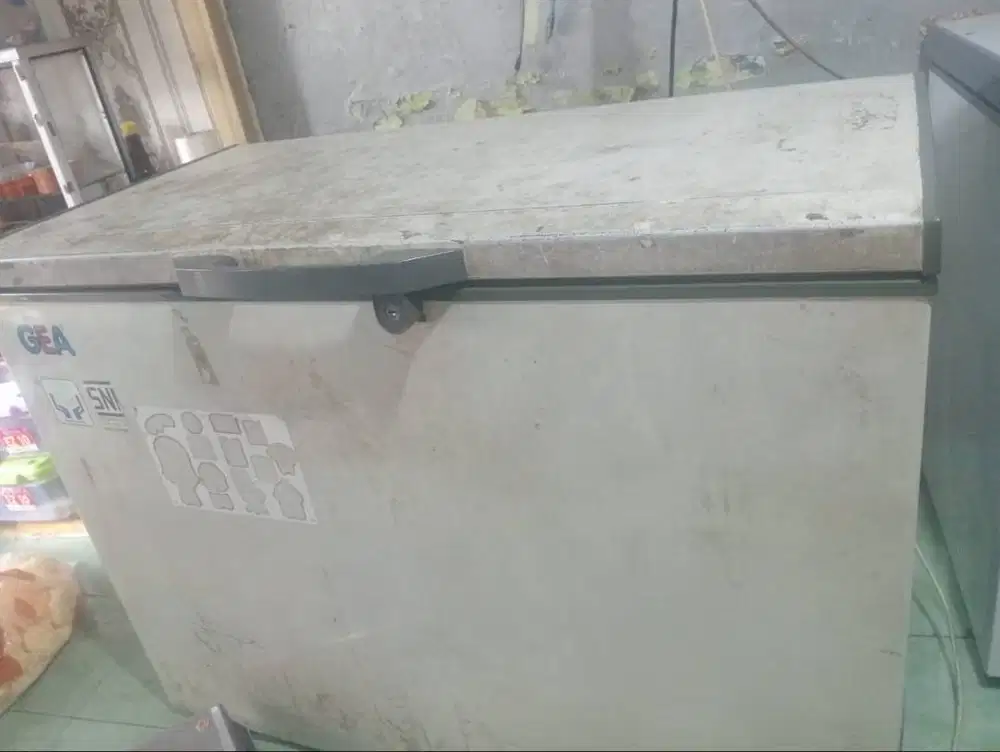 Dijual Frezer merk Gea 310 lt, bagus
