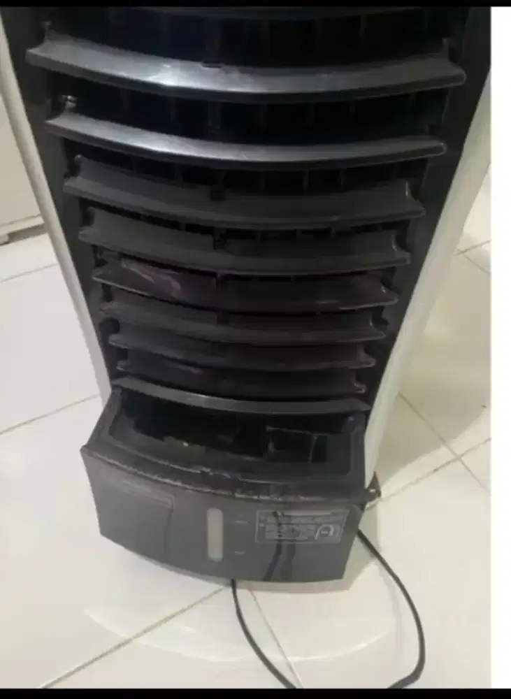 kipas ac sharp jarang dipake