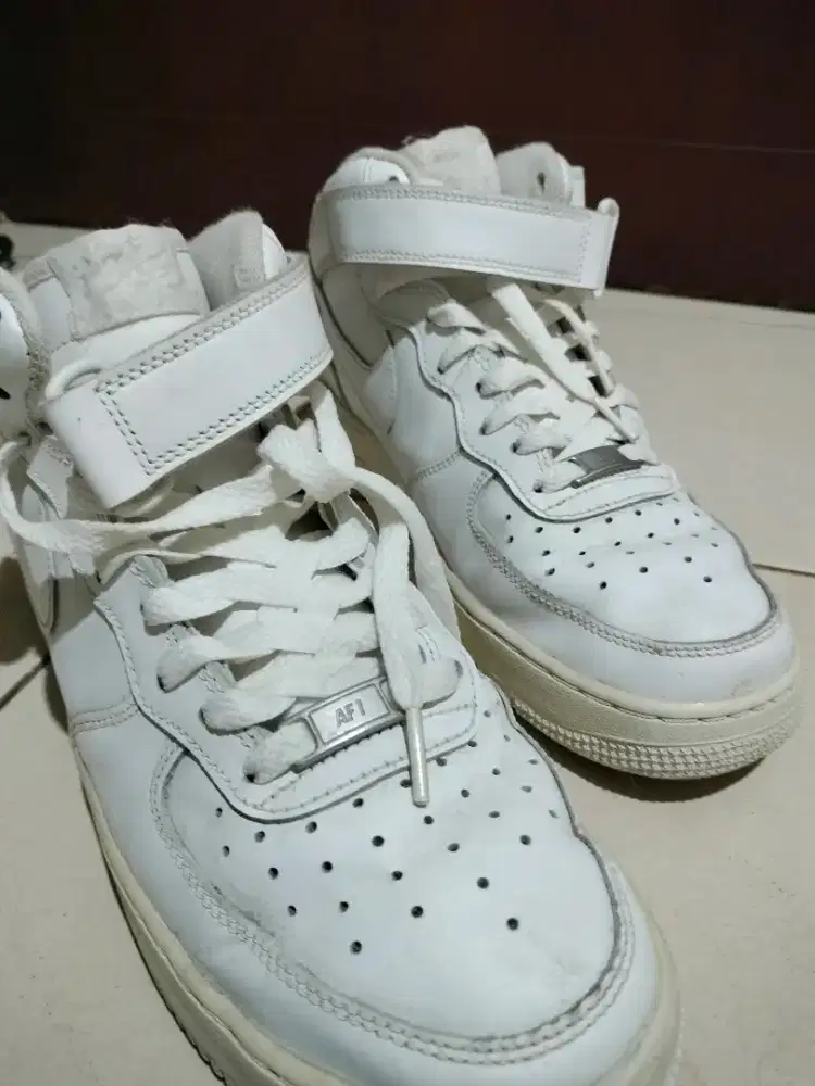 Sepatu Sneakers High Centang