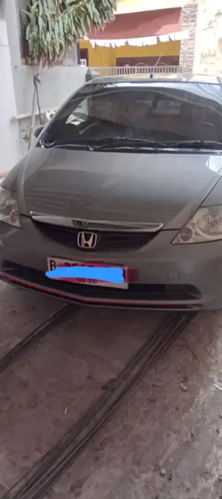 Honda City 1,5 V-tec 3-2005