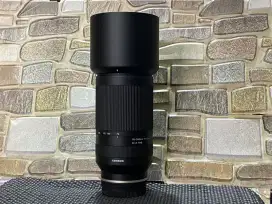 Lensa Sony Tamron 70-300mm