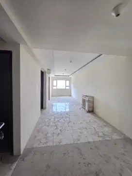 Dijual cepat 
Apartemen royal
Type 45
 2bedroom lt 7