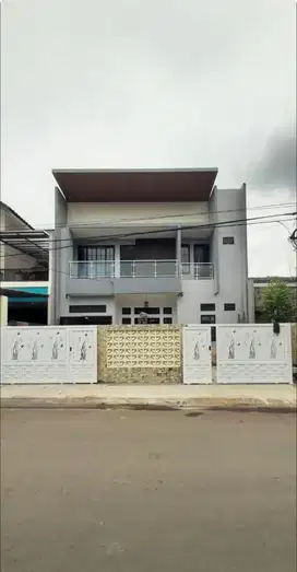 Jual Rumah area Serpong BSD Tangerang Selatan