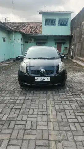 Toyota yaris E manual 2008 terawat siap pake