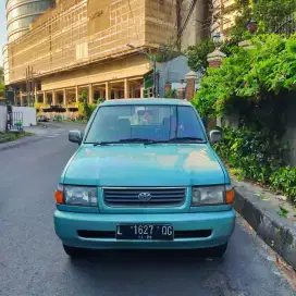 Toyota Kijang SGX