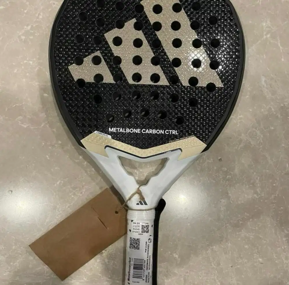 Dijual Raket Padel Adidas metalbone