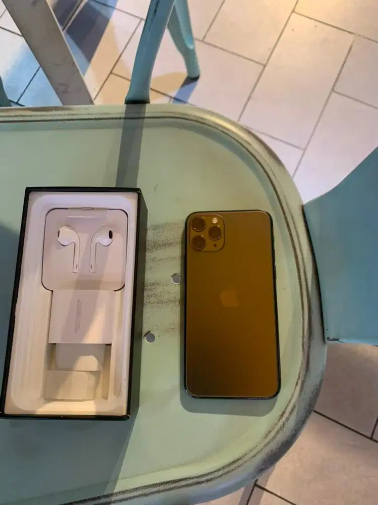iphone 11 pro max 256gb merek aplle