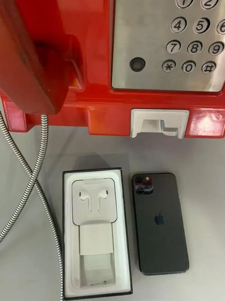 iphone 11 pro max 256gb sepecial green new