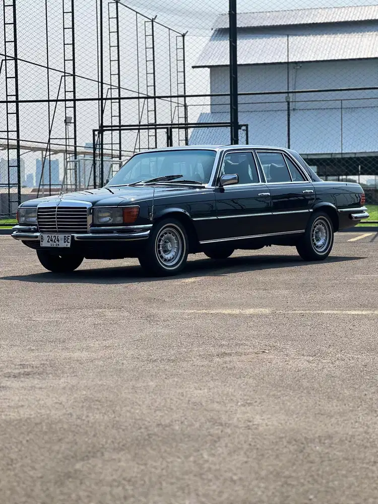 Mercedes-Benz 280 S 1975 Bensin
