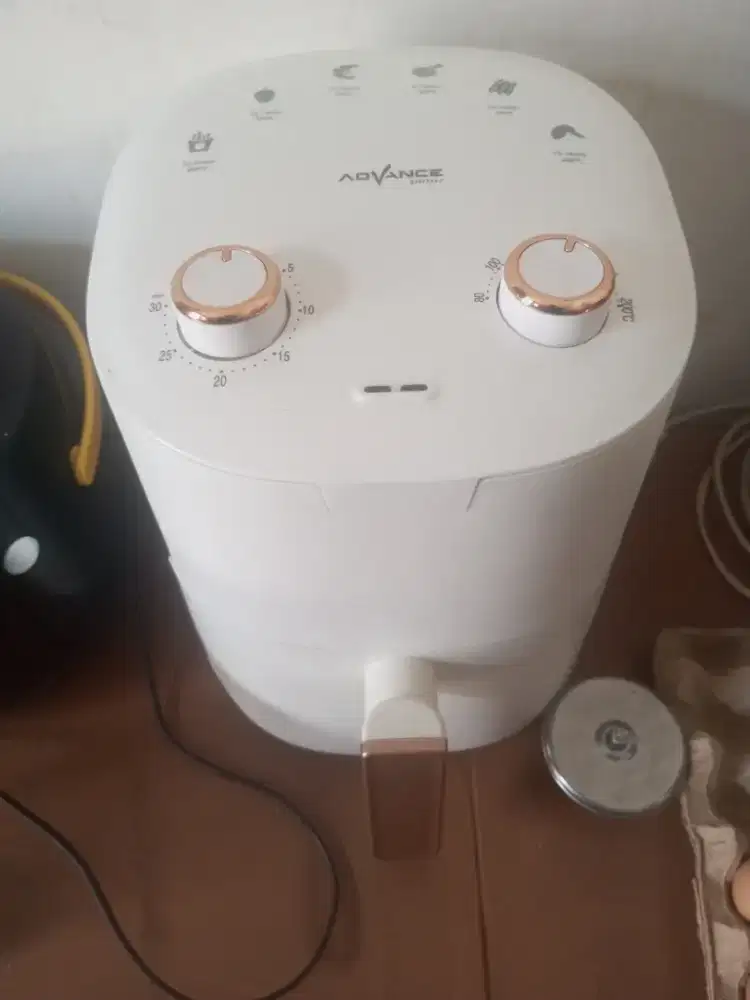 Air fryler merek Advance 3,5L