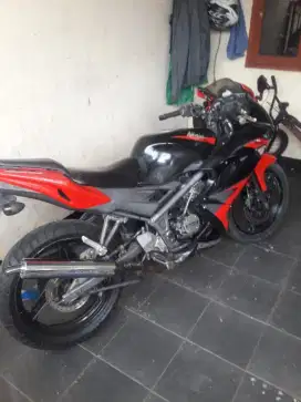Dijual motor Kawasaki ninja rr 2014