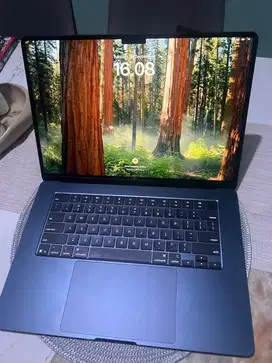 Macbook Air M4 15 inch 512 GB