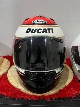 helm arai ducati RR4