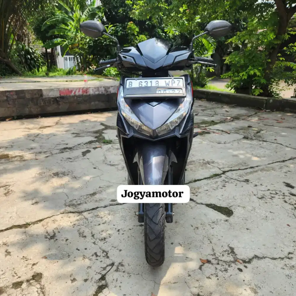 Honda vario 125 cbs tahun 2017