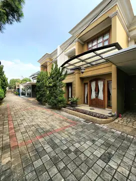 Brand New rumah siap huni dlm town house di lenteng Agung jagakarsa