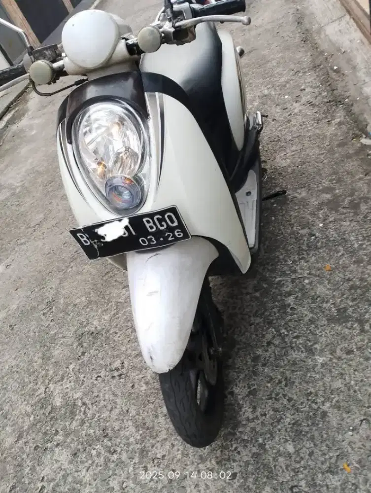 motor Scoopy tahun 2011