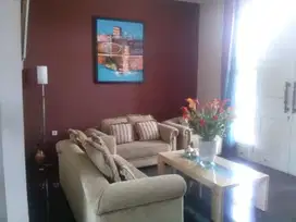 Dijual Rumah di Boulevard utama Kota Wisata, Dekat dgn Sentral Bisnis