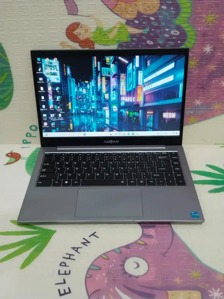 Advan Soulmate 1405
Intel Celeron N4020
Ram 4 GB
SSD 128 GB