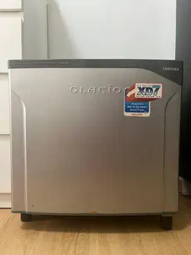 Kulkas Toshiba Glacio GR-N9PI 1 Pintu 60 Liter