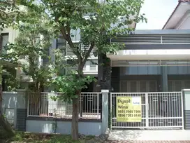 Rumah di Central Park A. Yani