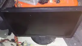 Monitor LED Lenovo 19 inc no minus