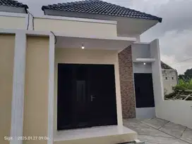 RUMAH MODERN SIAP HUNI Pedurungan Tengah