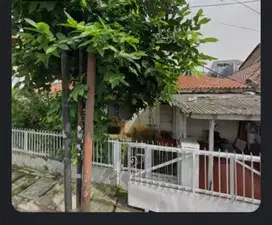 Mampang Prapatan  rumah tua strategis dekat Jl. Rasuna Said